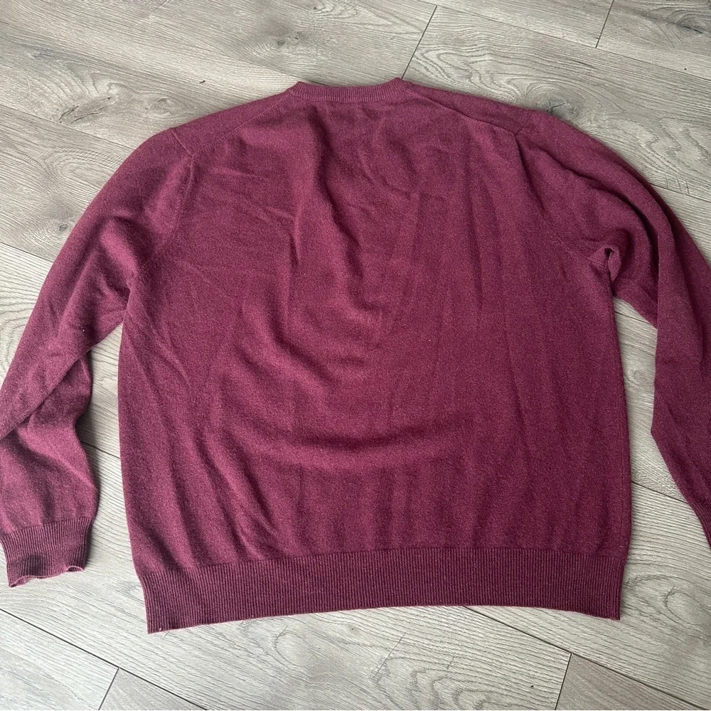 Club Room Cashmere Men's Burgundy Sweater size XL - Picture 3 of 8